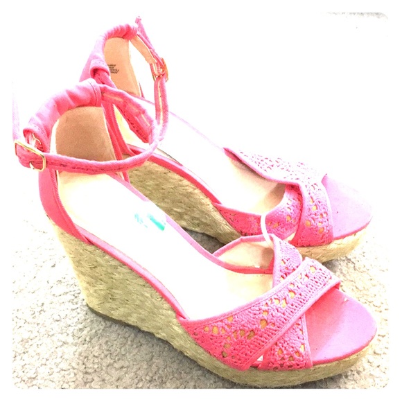 Candie's Shoes - 💕 Candies pink espadrilles sz 9 med NWT $60 💕